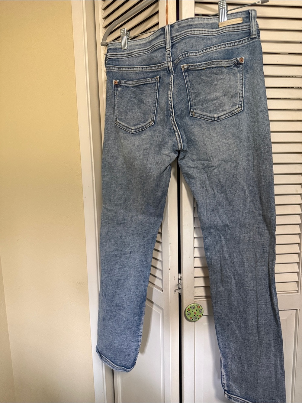 Slim Fit Distressed Women's Jeans with Side Stripe - Blue - Picture 4 of 4